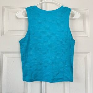 Lululemon blue crop top